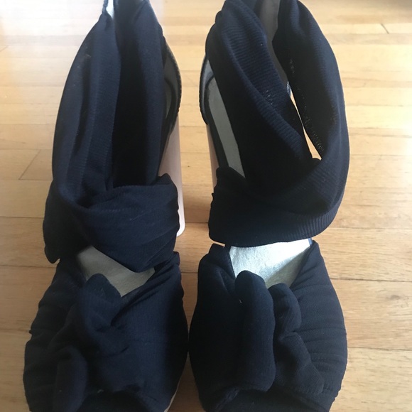 Seychelles Heels Never Worn - Picture 3 of 4